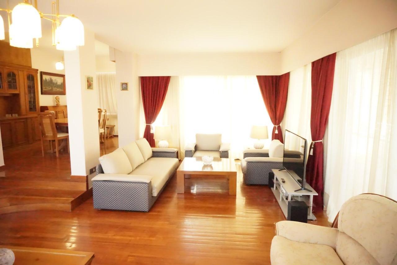 Luxury Athenian Riviera Apartment 135 Sqm At Voula ภายนอก รูปภาพ