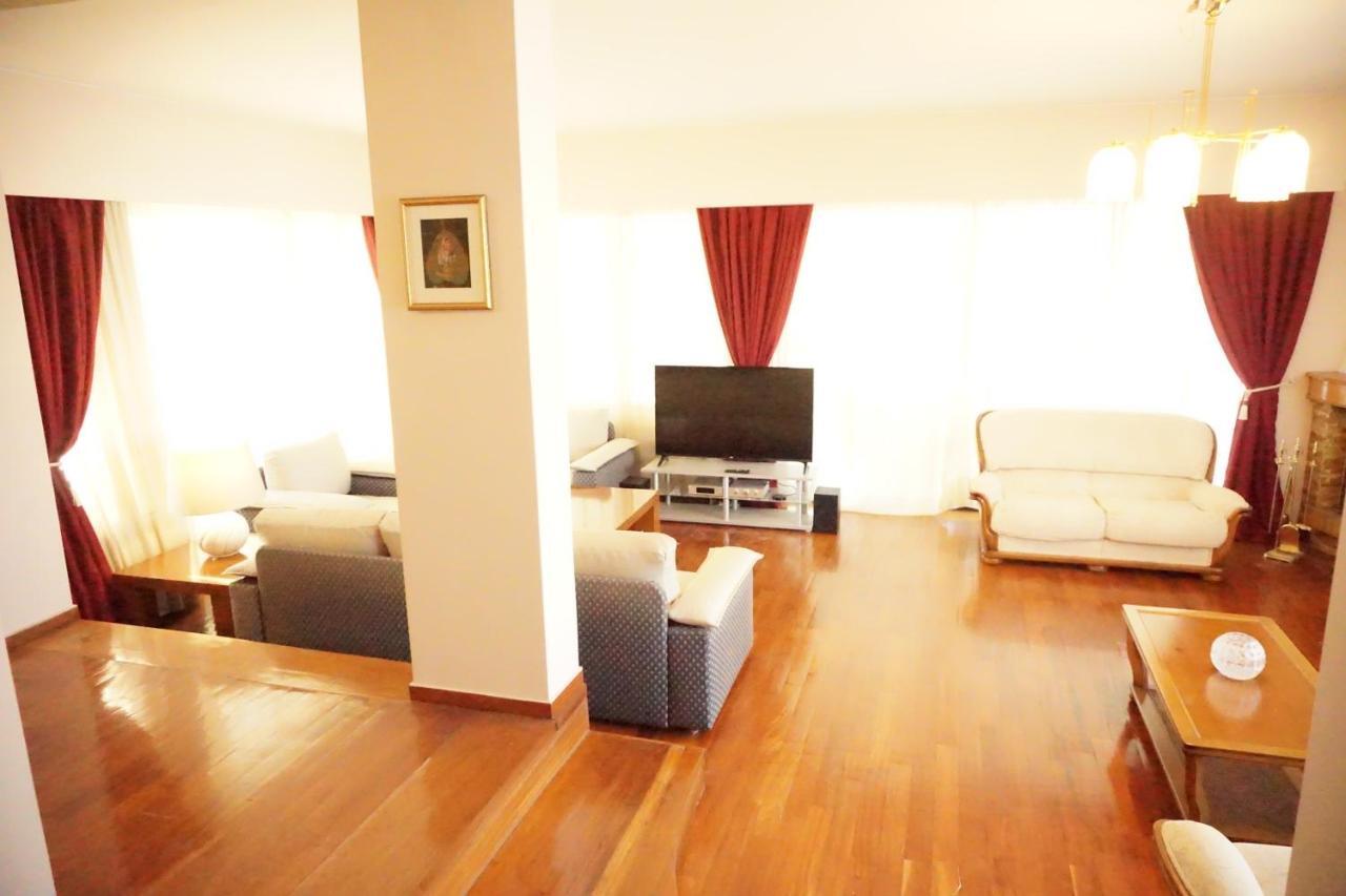 Luxury Athenian Riviera Apartment 135 Sqm At Voula ภายนอก รูปภาพ