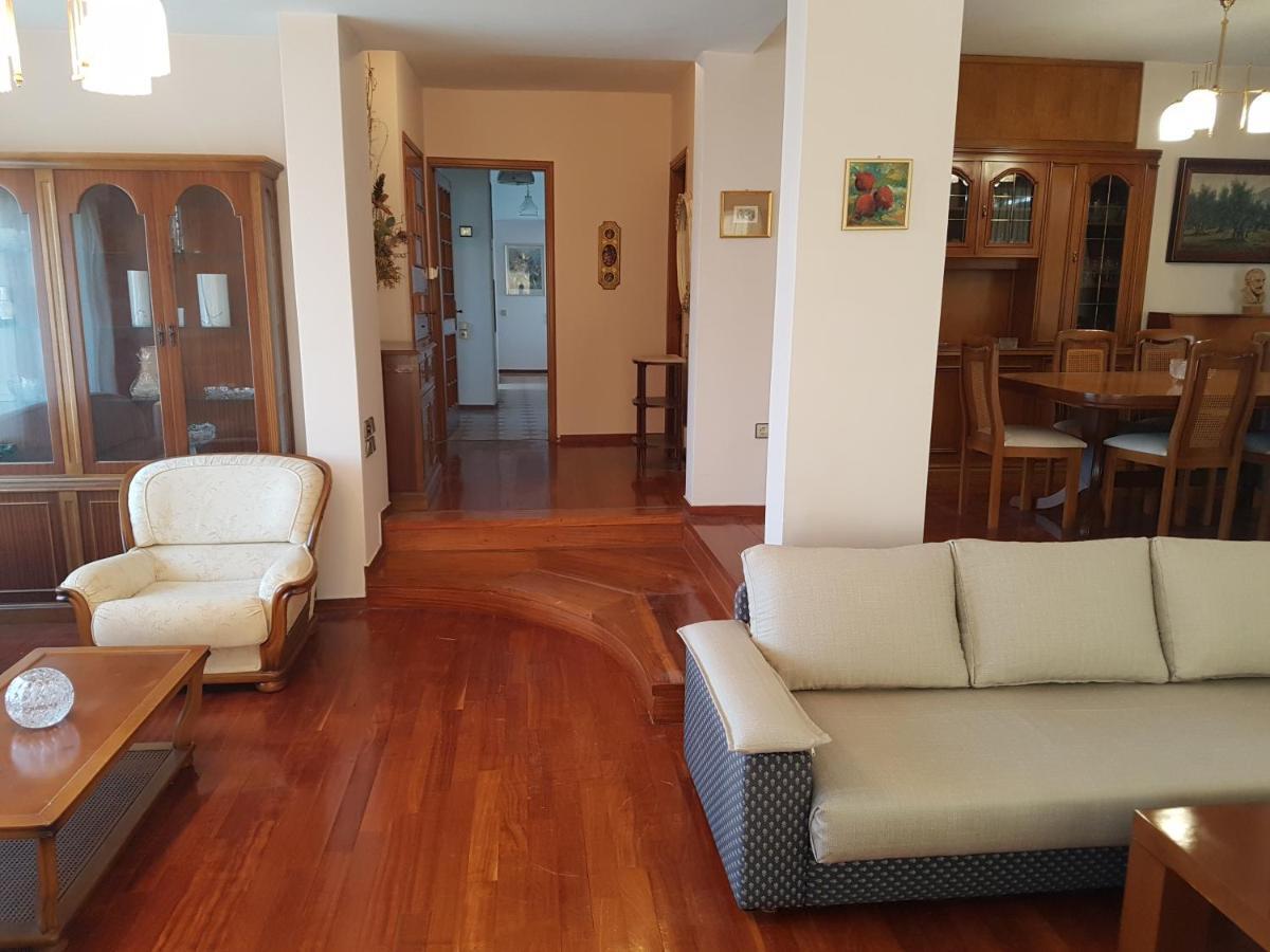 Luxury Athenian Riviera Apartment 135 Sqm At Voula ภายนอก รูปภาพ