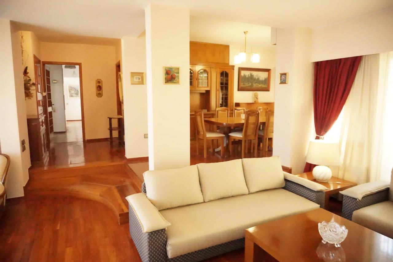 Luxury Athenian Riviera Apartment 135 Sqm At Voula ภายนอก รูปภาพ